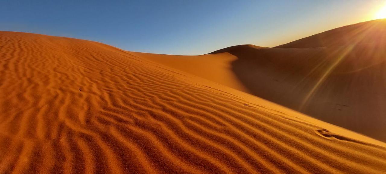 Hotel Tafouyte Luxury Camp Merzouga Esterno foto