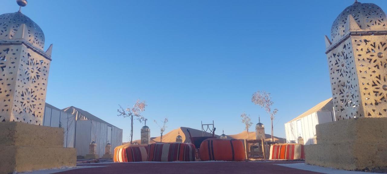 Hotel Tafouyte Luxury Camp Merzouga Esterno foto
