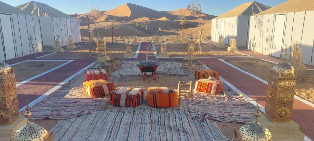 Hotel Tafouyte Luxury Camp Merzouga Esterno foto