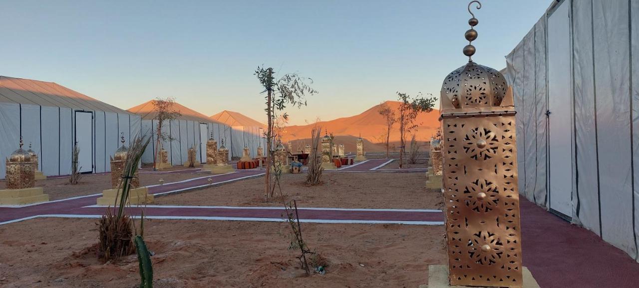 Hotel Tafouyte Luxury Camp Merzouga Esterno foto
