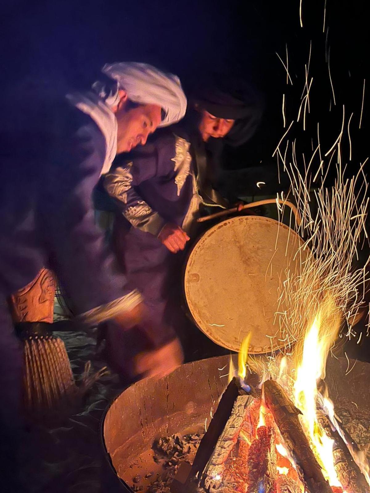 Hotel Tafouyte Luxury Camp Merzouga Esterno foto