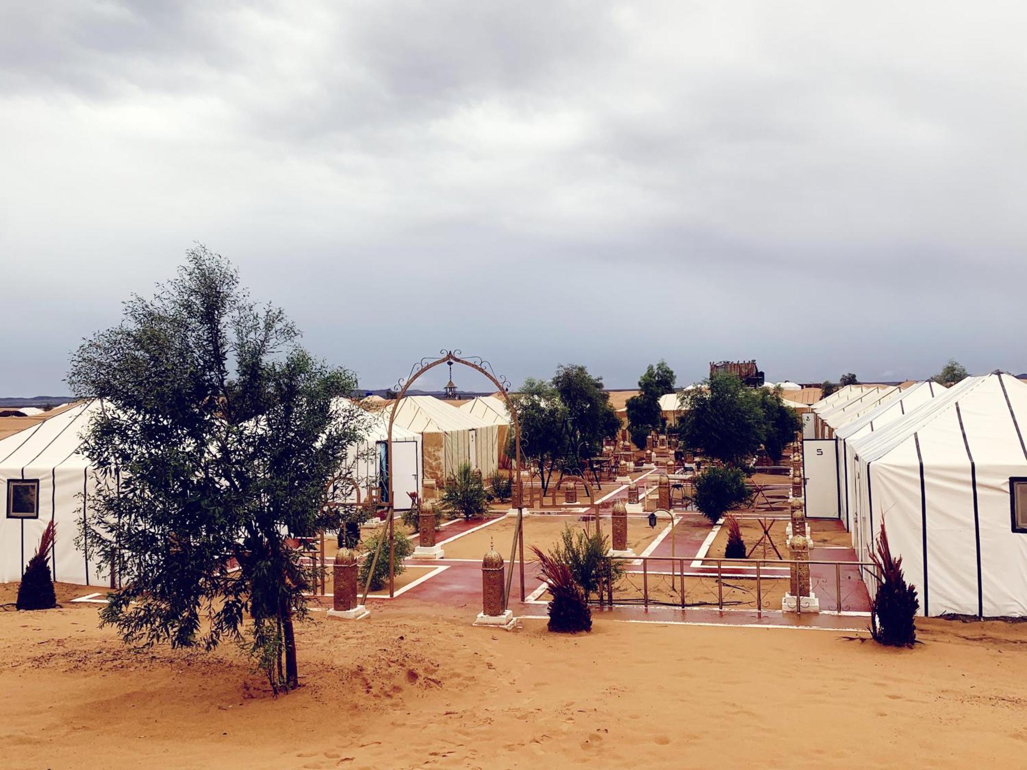 Hotel Tafouyte Luxury Camp Merzouga Esterno foto